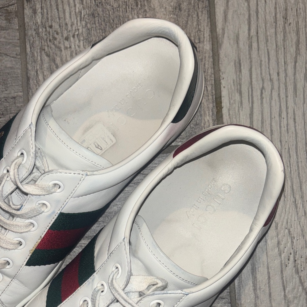 Gucci White Sneakers with Red and Green Stripes - Picture 5 of 6